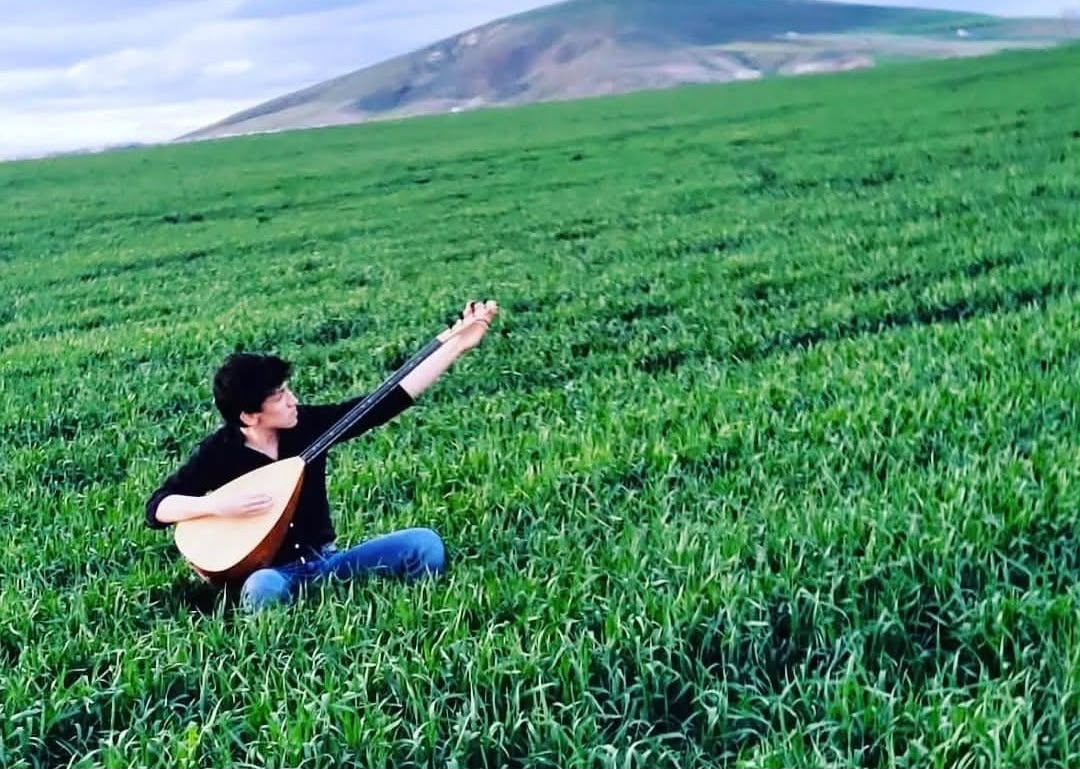 Hayal miyim Düş müyüm / Mehmet Bora Uncu